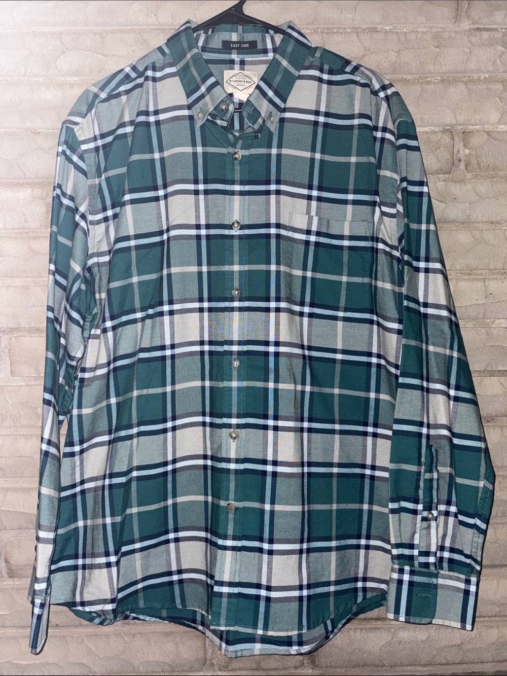 Men's Green Plaid Button-Down Shirt